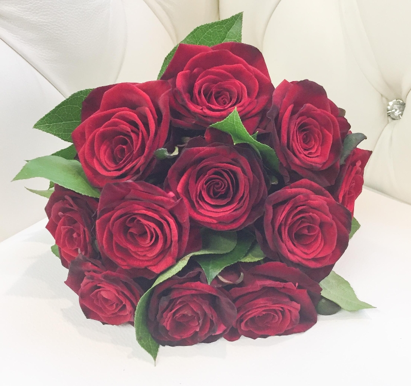 Luxury red rose wedding collection including 1 x bridal bouquet, 2 x bridesmaid bouquets and 6 x buttonholes. 