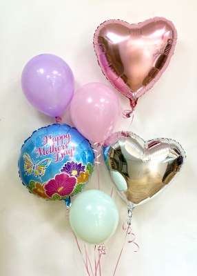 Stunning pastel balloon bouquet perfect to add to your Mother's Day bouquet to make your role model feel as extra special as they are. 