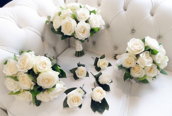 White Rose Wedding Collection – buy online or call 0161 737 2322