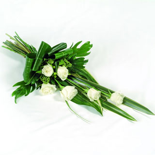 Minimal white rose flat bouquet. 