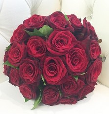 Luxury red rose wedding collection including 1 x bridal bouquet, 2 x bridesmaid bouquets and 6 x buttonholes. 